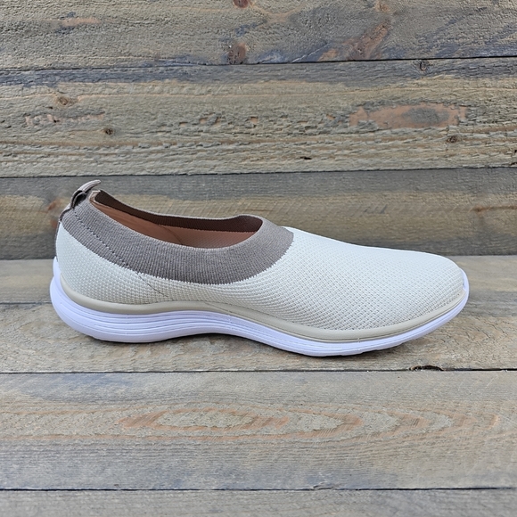 Easy Spirit e360 Women's Slip-On Shoes Ulta Lightweight Beige/Brown NEW - Picture 8 of 11